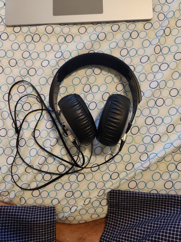 Sony MDR-XB500