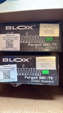 Tesla Model X Model S Blox wheel spacers