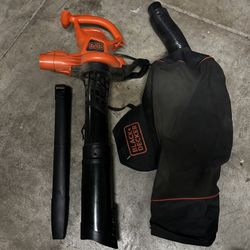 Black And Decker Leaf Blower / Vacuum 