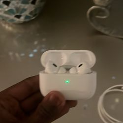 *NEW*AirPod Pros 2 With ANC (CHECK DESCRIPTION)