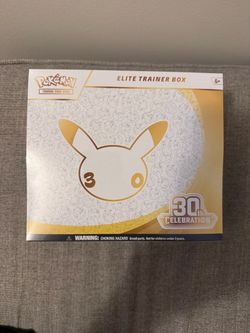 Pokemon 30th Celebrations Elite Trainer Box