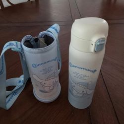 Water Bottle Cinnamon Roll 