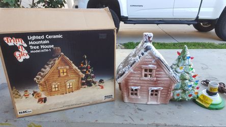 Lighted Ceramic Mountain Cabin , never used