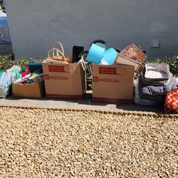 Huge Bundle Of home decor, Toys, clothes and misc must go TODAY! Im in chula vista ALL for $60