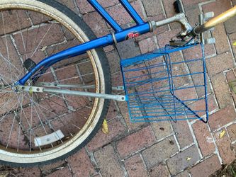 Bike blue basket
