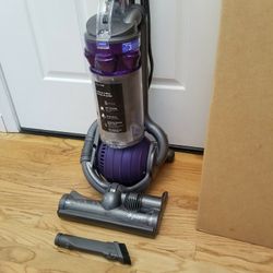 NEW cond DYSON DC25 ANIMAL VACUUM WITH COMPLETE ATTACHMENTS  , AMAZING POWER SUCTION  , WORKS EXCELLENT  , IN THE BOX 