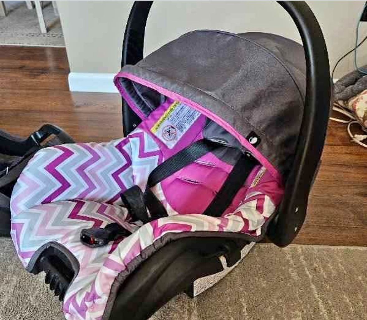 Infant Car seat