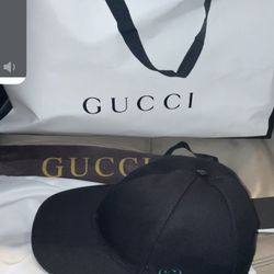 New Authentic Gucci 387554 4H010 1000 Black baseball cap with green GG pattern