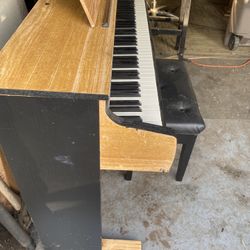 UMS Digital Piano 