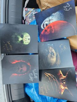 Horror actor autograph bundle