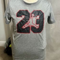 Jordan 23 Boys T-Shirt Sz.6 Dri-Fit