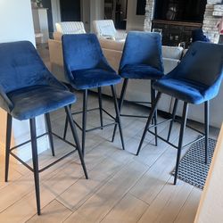 4 X Bar Height Stools