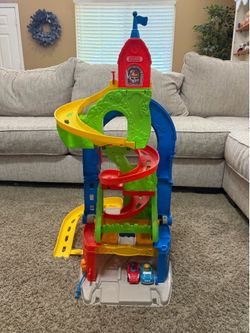 Fisher-Price Little People Sit 'n Stand Skyway
