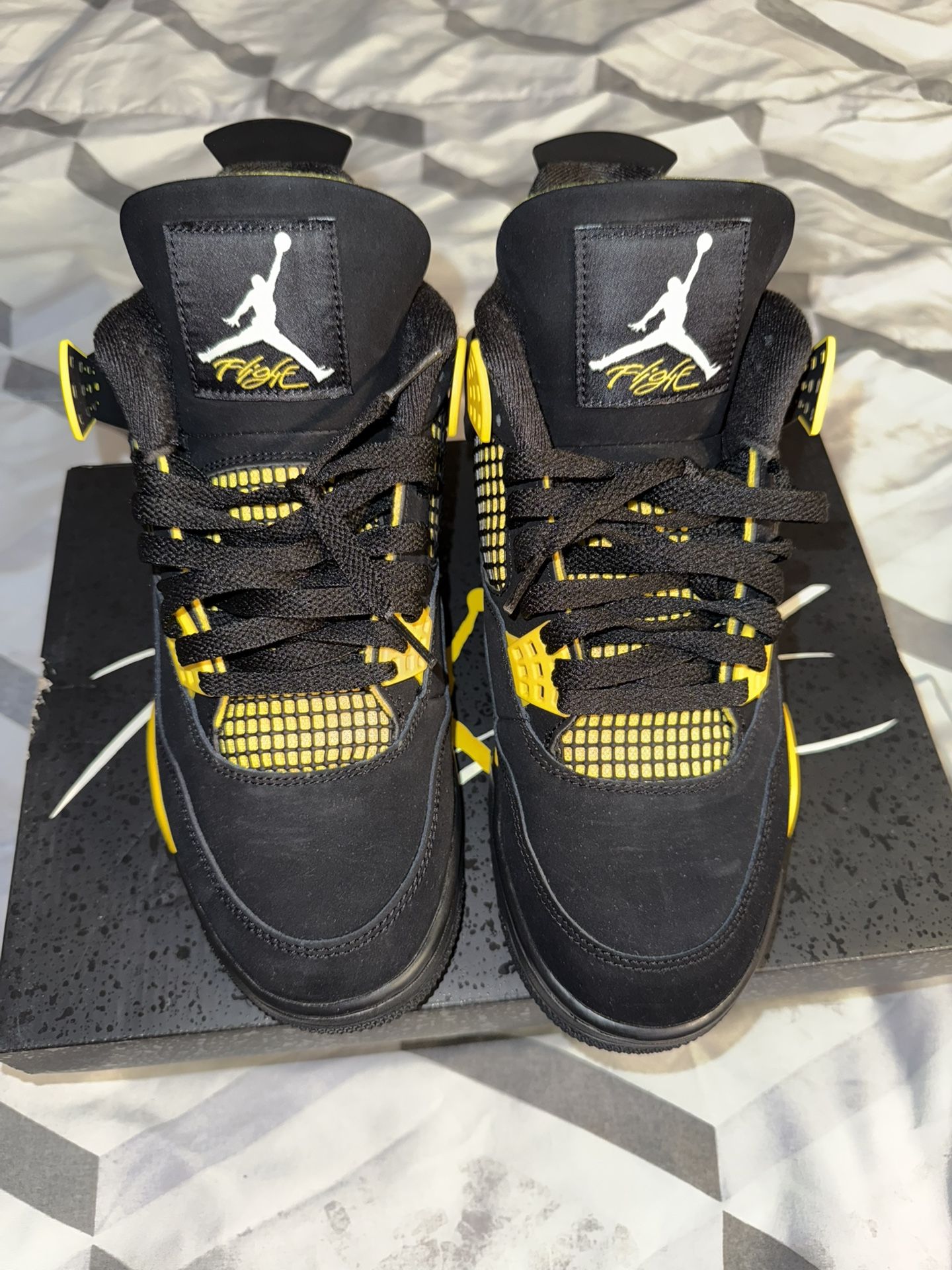 Jordan 4s Yellow Thunder (2023)