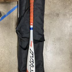 Easton Maxum USSSA Bat 