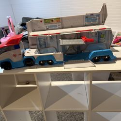 Paw patrol Bus w/ Character Toys 