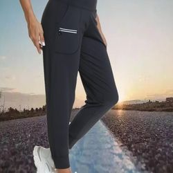 Women's Joggers With Pockets 