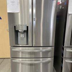 LG Refrigerator Never Used .Up to 50%off. $0 Down payment.Take home today! !