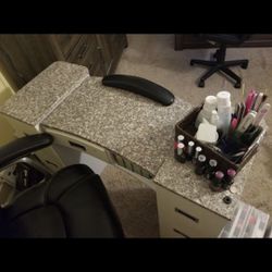 Nail Desk