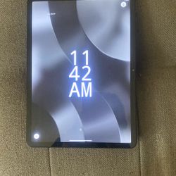 onn 11 inch pro tablet 64gb plus a 32 micro sd card 