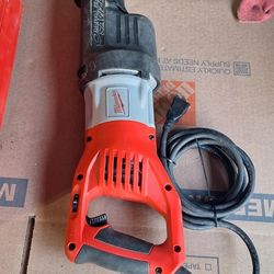 Milwaukee 15 Amp Orbital Super Sawzall