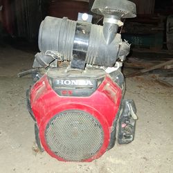 Honda GX690 Engine – Never Used