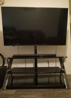 65in Onn Roku Tv /  Stand  / Sony Soundbar & Subwoofer
