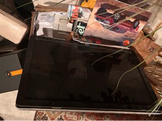 Computer screen
