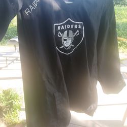 Raider wind breaker