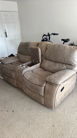 Tan Microfiber Reclining Love Seat w/ 2 Cup Holders