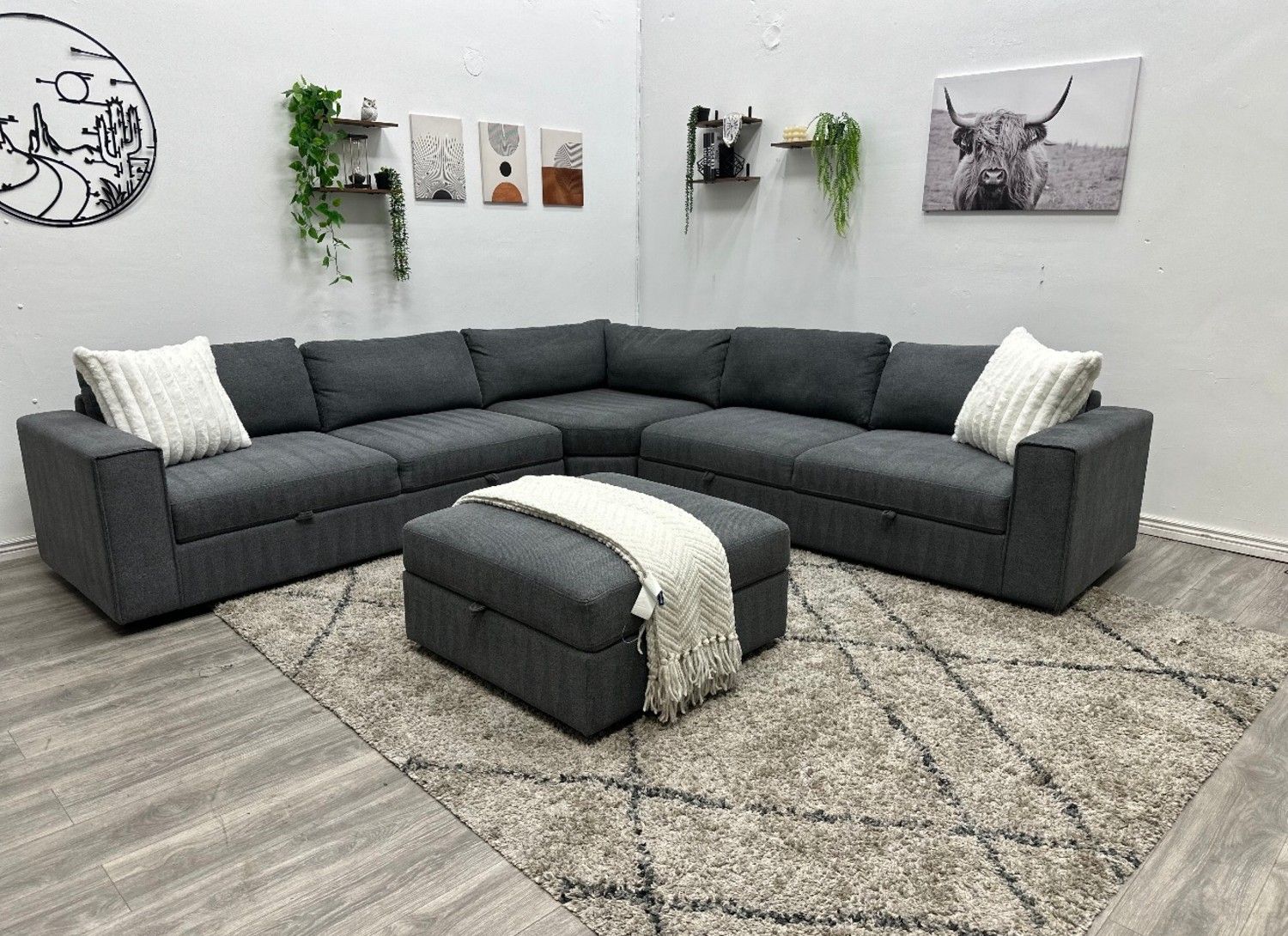 Thomasville Sectional Couch - Free Delivery