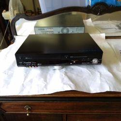 Panasonic DVD Recorder/VCR  Model EZ-48V Circa 2011 UNUSED.