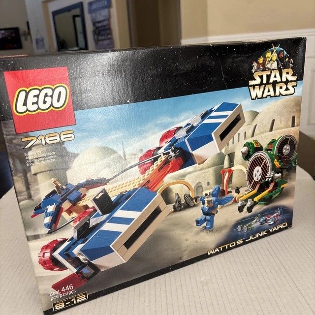 LEGO Star Wars Watto's Junk Yard SET #7186 SEALED 2001 Retired