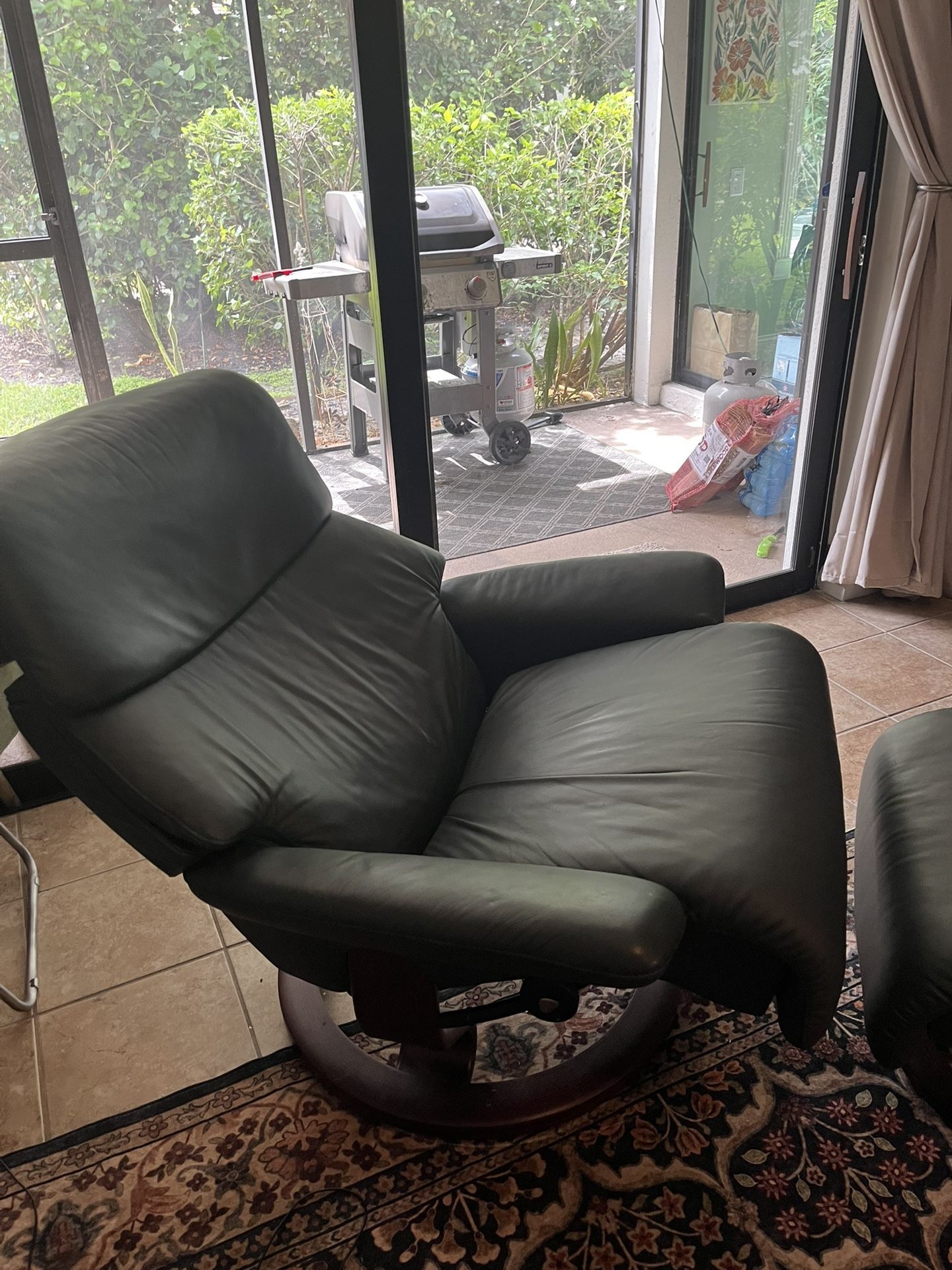 Stress free Recliner
