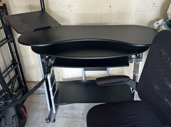 Black Computer Desk with Keyboard Tray