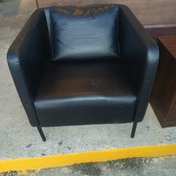 Black Decorative Chair! 