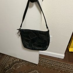 Beautiful the Sak women’s black hand bag 