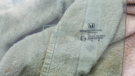 Left side driver window glass FOR HONDA CIVIC 2007 TO 2011with Power window regular