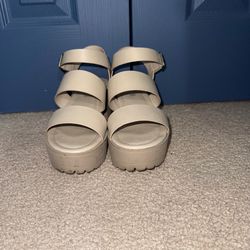 Chunky heel sandals