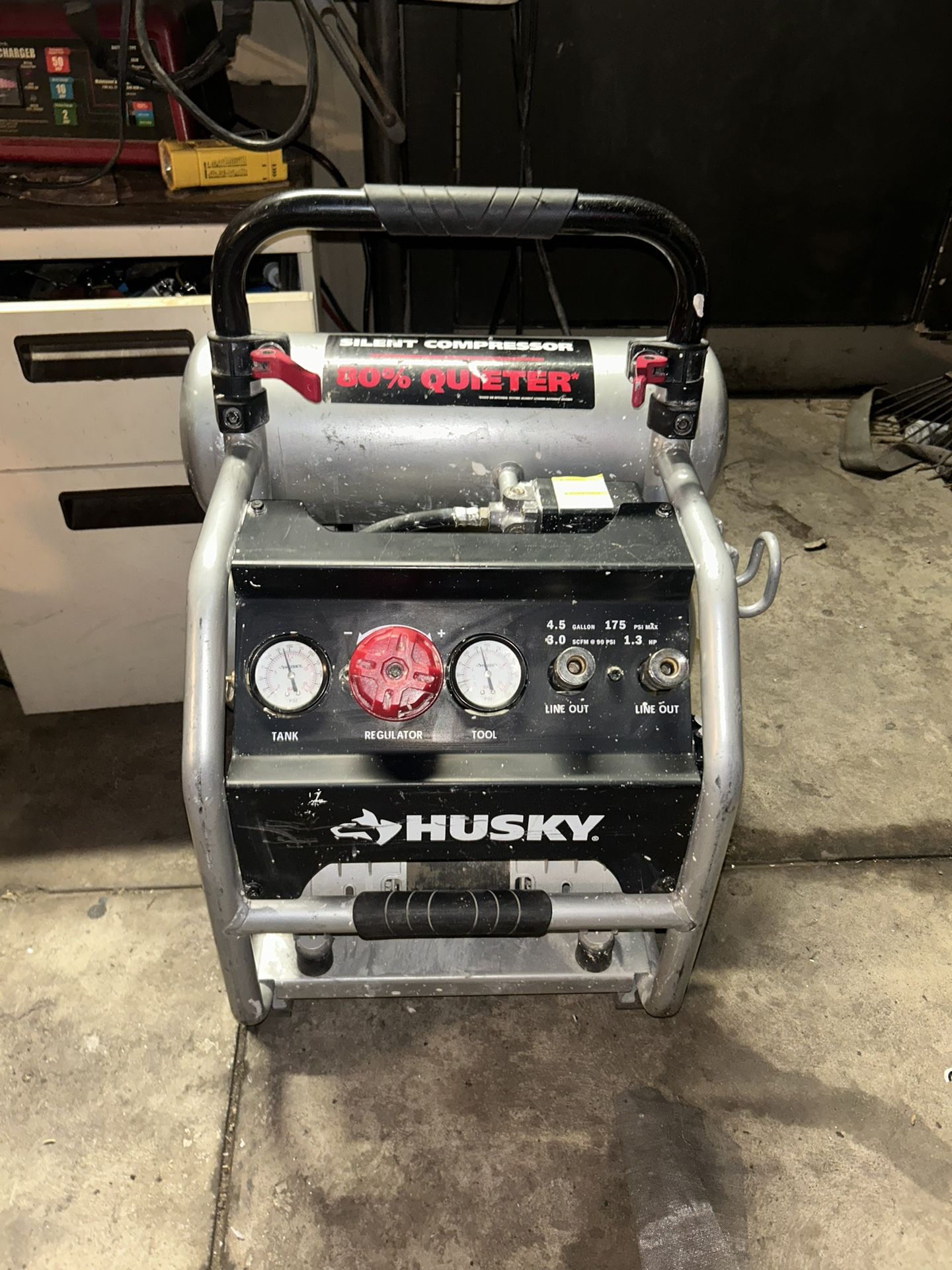 Husky Silent Compressor 4.5 Gallons 175 Psi