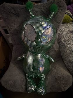 Alien plushy