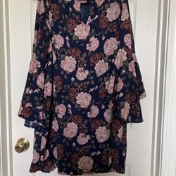 Floral Dress Size: L