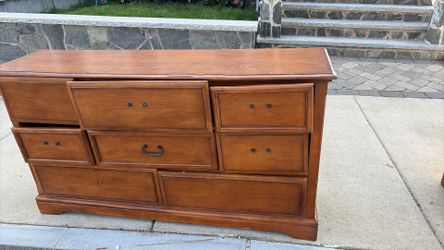 Wood dresser