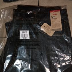 Charcoal Black Levis 501