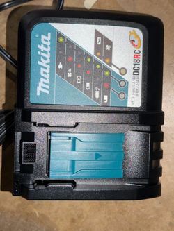 Makita Single 18V Battery Charger