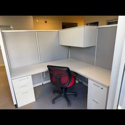 Steelcase Office Cubicle walls with Desk