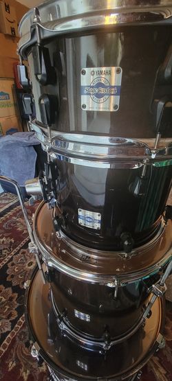 Yamaha Stage custom Nouveau Drum Kit(rare)