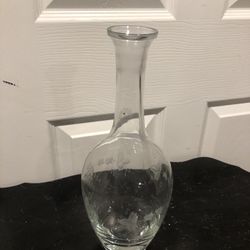 Gorgeous Vintage ‘TOSCANY’ Handblown & Etched Glass Decanter!