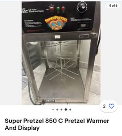 Super Pretzel Warner