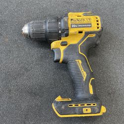 DEWALT DCD708 ATOMIC 20V MAX Brushless Cordless 1/2-in Drill TOOL ONLY